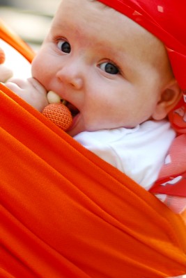 Слинг-шарф трикотажный Оранжевый Katinka Слинг-шарф из натурального хлопкового трикотажа особого плетения для малышей широкого возрастного диапазона 