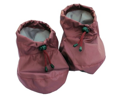 Захисні пінетки-бахіли для взуття малюка бордові Katinka Забезпечують захист мами від запиленого, мокрого і брудного взуття малюка