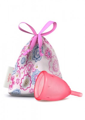 Менструальна капа Sweet strawberry Ladycup Менструальні чаші - найсучасніший засіб жіночої гігієни. Максимальний захист протягом 12-ти годин.